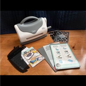 Sizzix Gray and White Crafting Tool